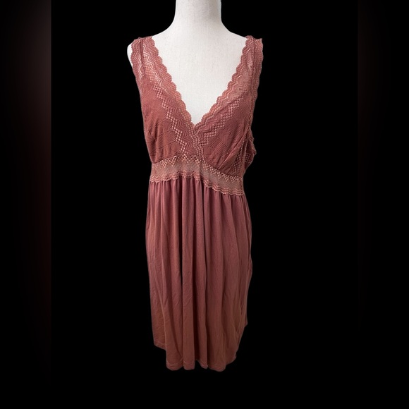 Soma Intimates & Sleepwear Heavenly Soma Gown Absolutely Beautiful